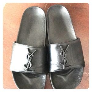 Black YSL Flip-flops, genuine leather w/ bag